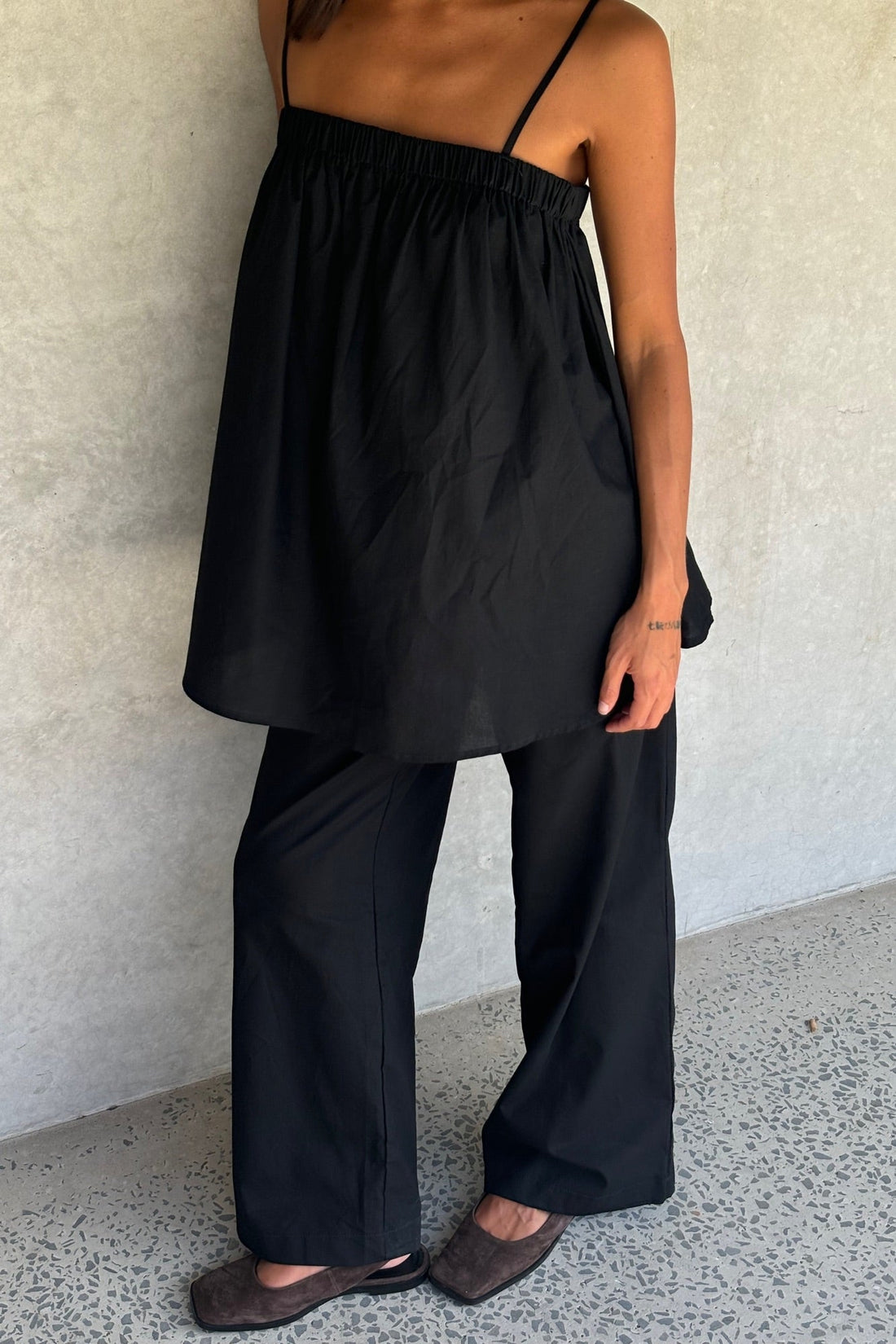 Misty Set Black